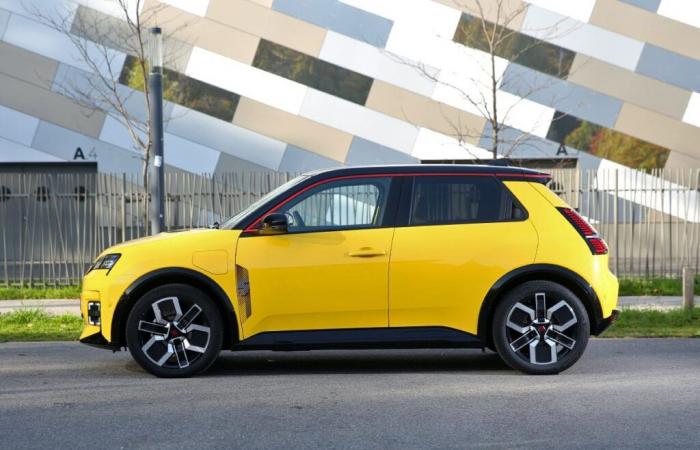 the Renault 5 is already at the top of electric car sales