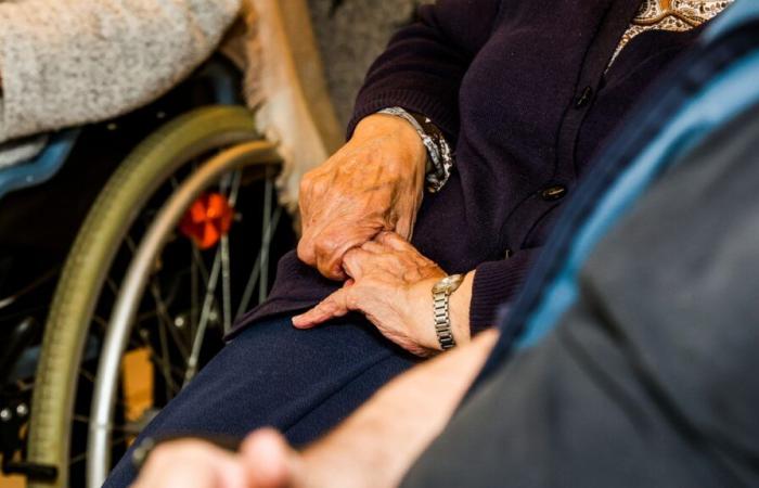 at the congress of mayors, FO will warn about the fate of nursing homes