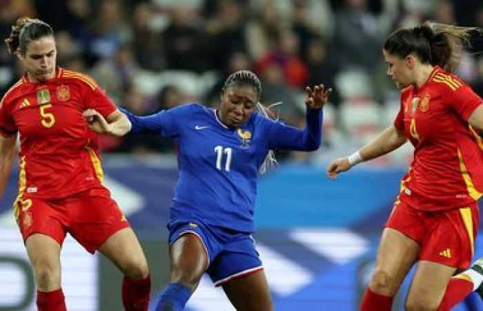 Les Bleues lose to the Spanish world champions for their last meeting of the year