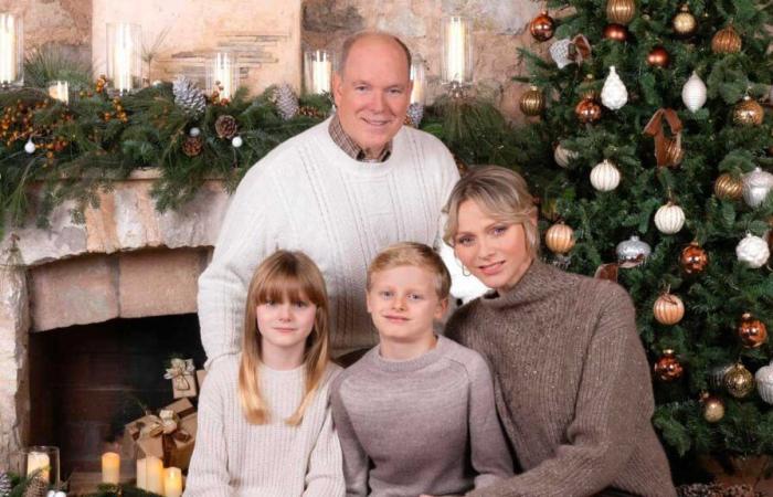 The sweet Christmas photo of Prince Albert II and Princess Charlene with their twins