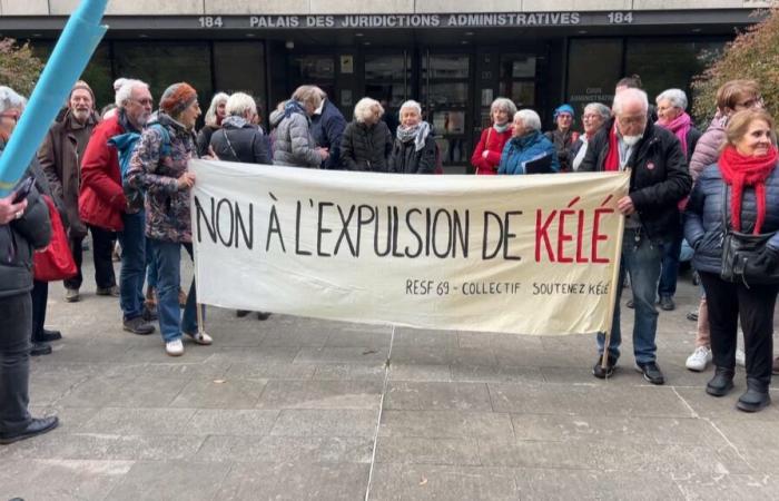 ten years after his arrival in France, Kélé, a Guinean targeted by an OQTF, is threatened with expulsion