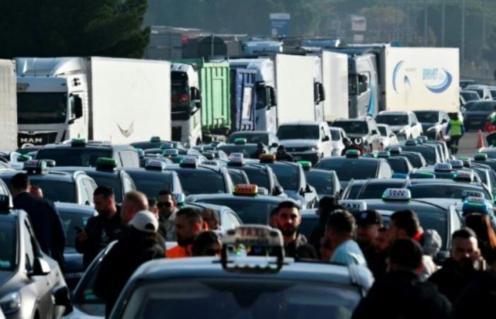 Second day of taxi demonstration in Lyon, Paris joins the movement: News