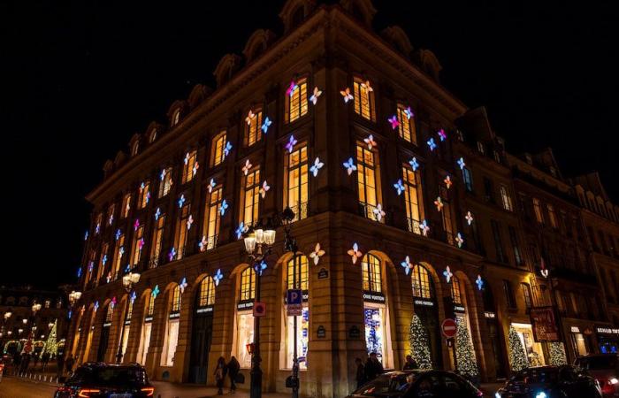 [EN IMAGES] The most beautiful Christmas windows and facades in Paris!