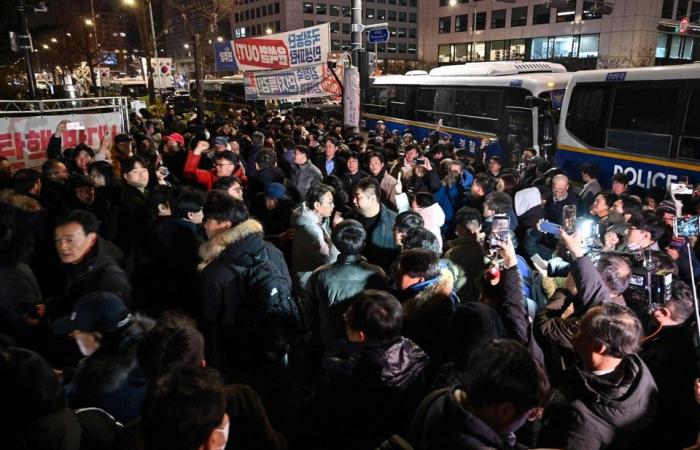 President South Korea declares martial law, cuts off access to parliament