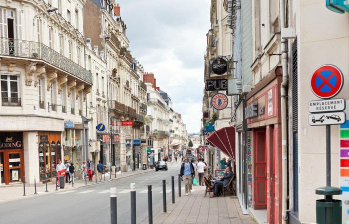 Maine-et-Loire. Shops open on Sundays in Angers during the holidays