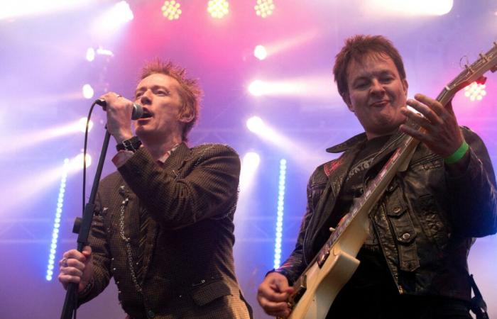 the legendary group Sex Pistols at the L’Ecaussysteme Festival!