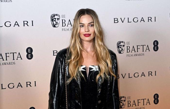 Margot Robbie opens up about the day she punched Leonardo DiCaprio in the face