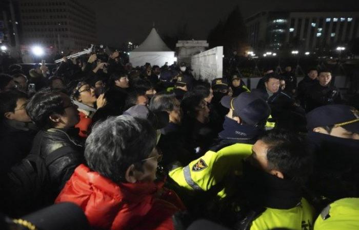 President South Korea declares martial law, cuts off access to parliament