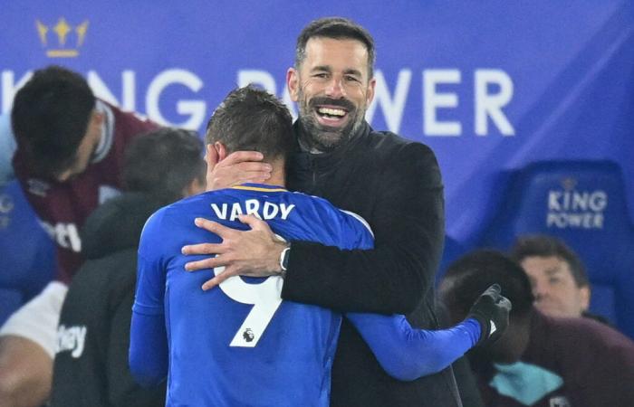 Van Nistelrooy starts Leicester reign with win over West Ham