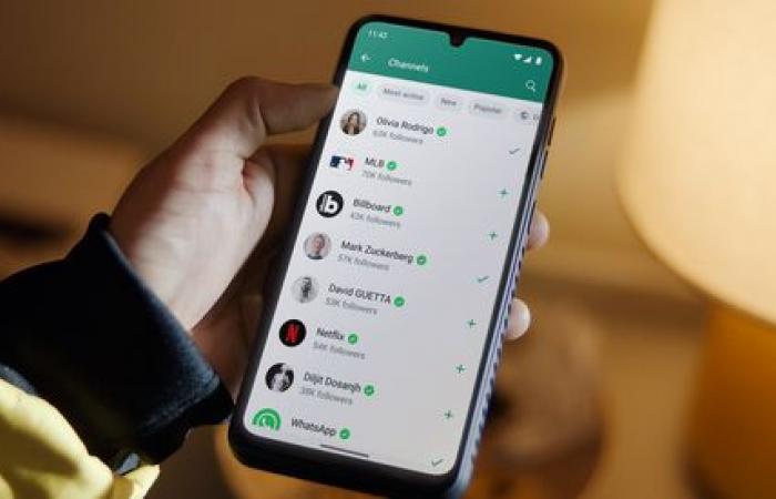 WhatsApp to end support for older iPhone models in 2025