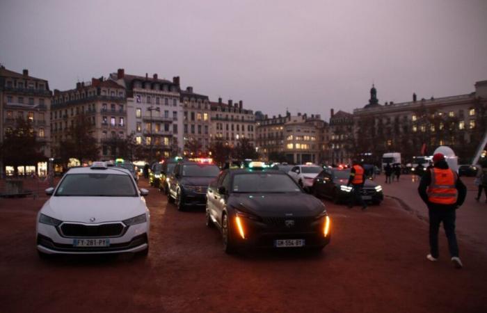 Taxi Lyon: Blockage and threat to the 2024 Festival of Lights