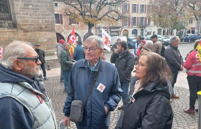 Nearly twenty retirees mobilized against the Barnier government in Cahors, more than 40 in Figeac