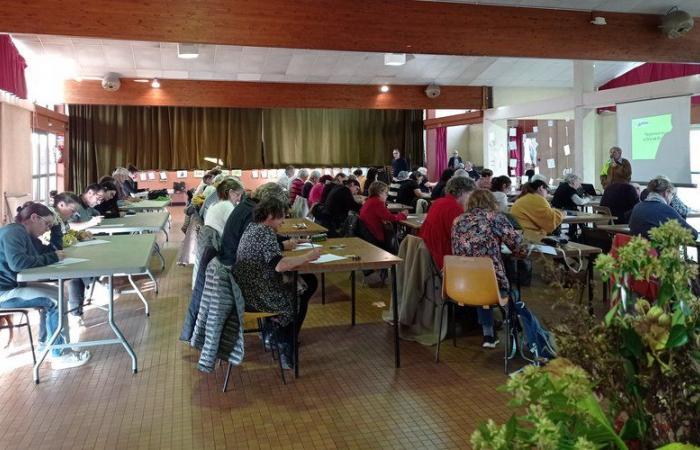 Saint-Sylvestre-sur-Lot. 63 participants in La grande dictée, including 17 children