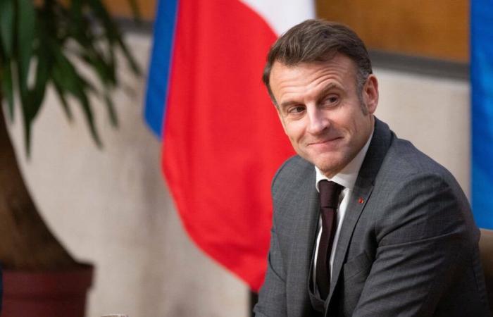 Is Emmanuel Macron looking to replace Michel Barnier?