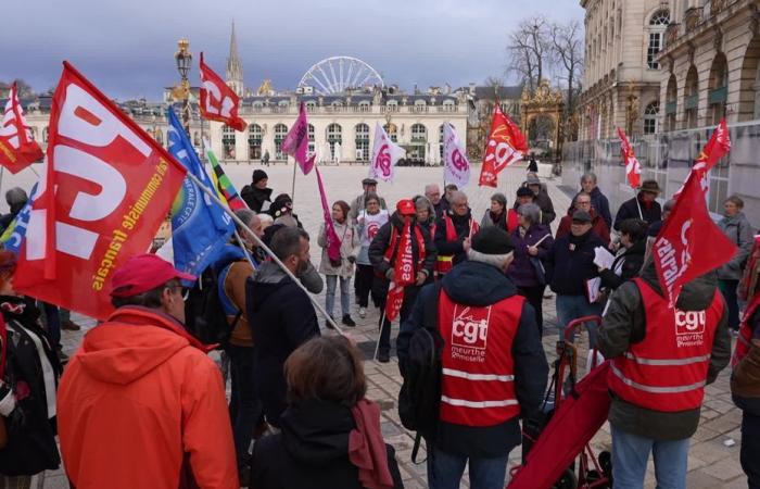 retirees denounce a “government scam” and demand an immediate increase in their pensions