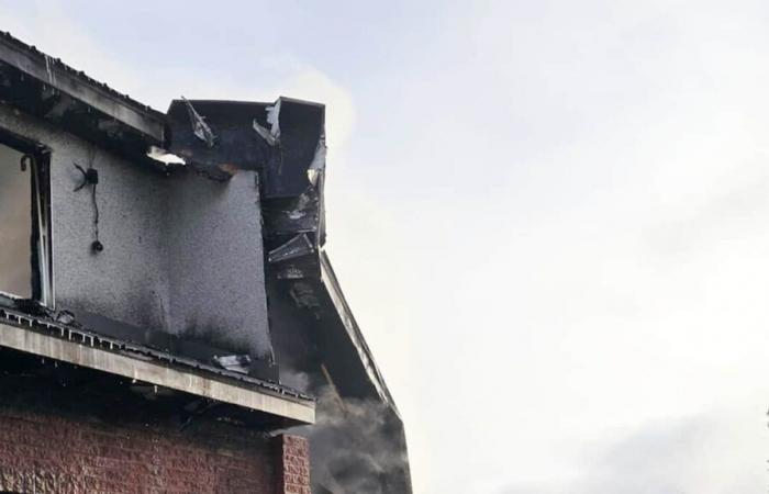 “We could all have been there”: their house razed to the ground by flames a few hours after the birth of their 3rd child