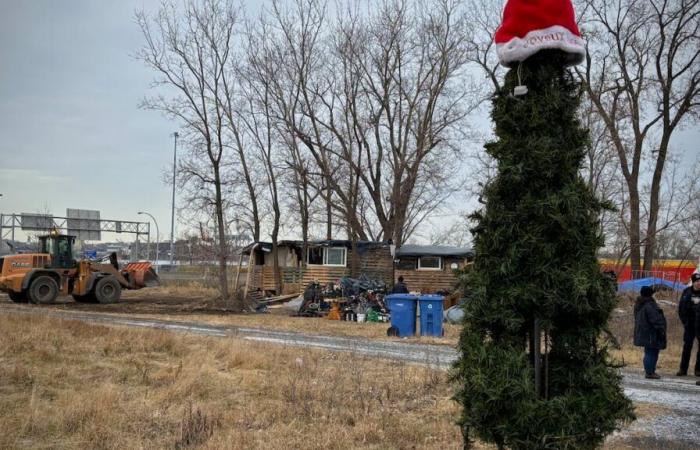 Fire risk: partial dismantling of a homeless people’s camp in Longueuil