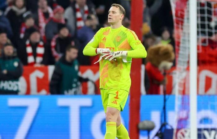 After 864 games: Neuer sees red for the first time in his career