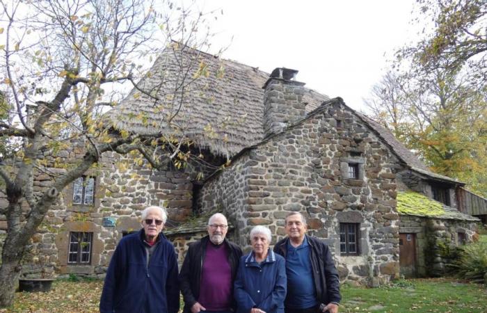 This Quebecer retraces his family's journey from Haute-Loire to Canada