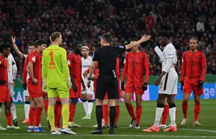 FC Bayern – Bayer Leverkusen: Fans are bursting their collars because of this scene