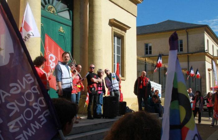 Landes. The public service in the street on December 5, four processions in Mont-de-Marsan