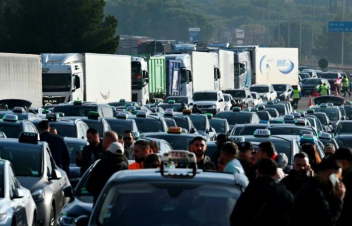 Second day of taxi demonstration in Lyon, Paris joins the movement – 03/12/2024 at 12:25