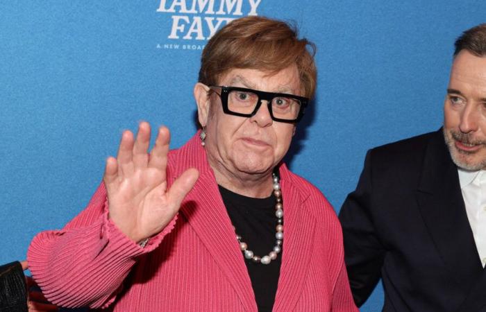 Elton John can't see his new musical: “I've Lost My Sight”