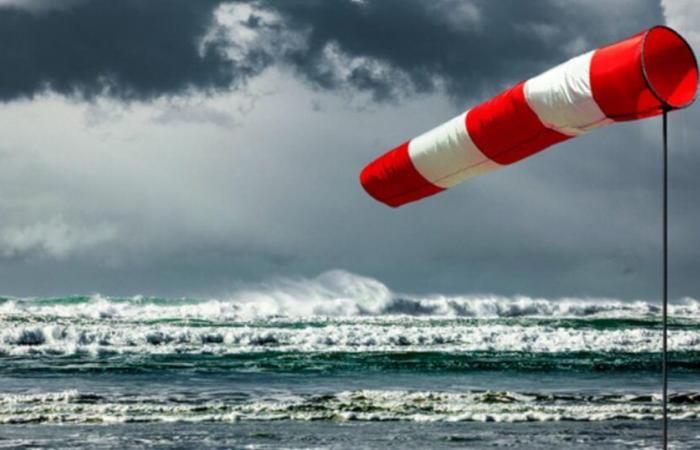 Strong gale between Friday evening and Saturday: up to 120 km/h in the Channel