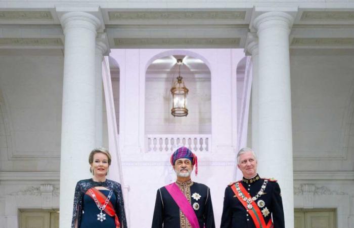 Queen Mathilde wears the delicate Wolfers tiara and King Philippe wears the insignia of the Order of Al Said at the state banquet in honor of the Sultan of Oman