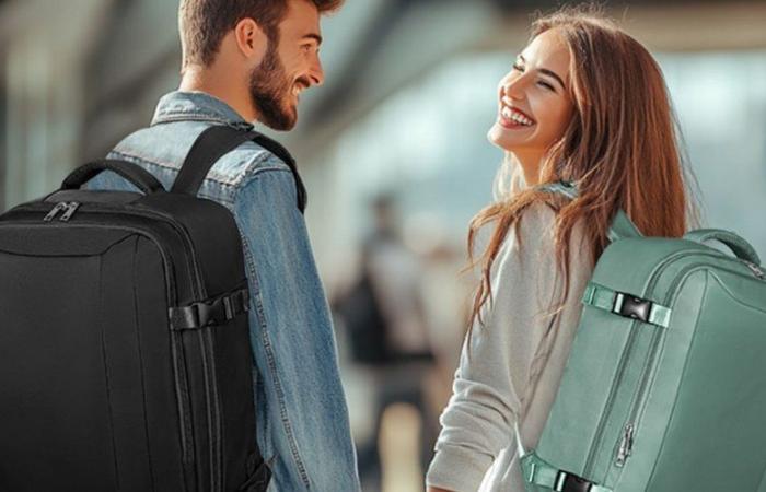 Everyone is snapping it up: the Easyjet backpack is the best deal of the day not to be missed