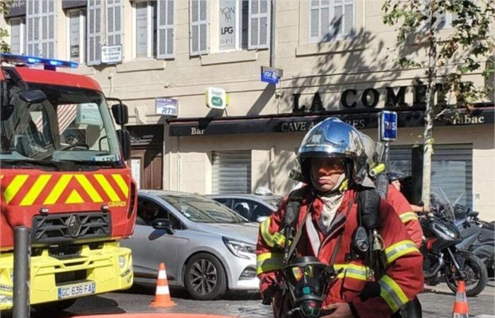 A fire breaks out in Marseille, a burning smell invades the city