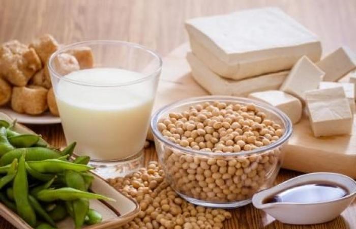 can postmenopausal women eat soy?