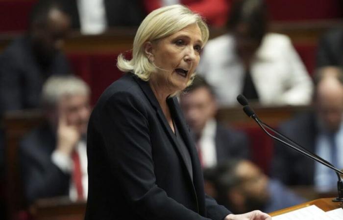 Le Pen calls for bringing down a government that perpetuates Macron’s “choices”