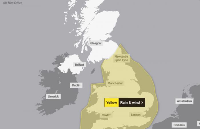 Yorkshire Coast Braces for Strong Winds and Heavy Rain This Weekend