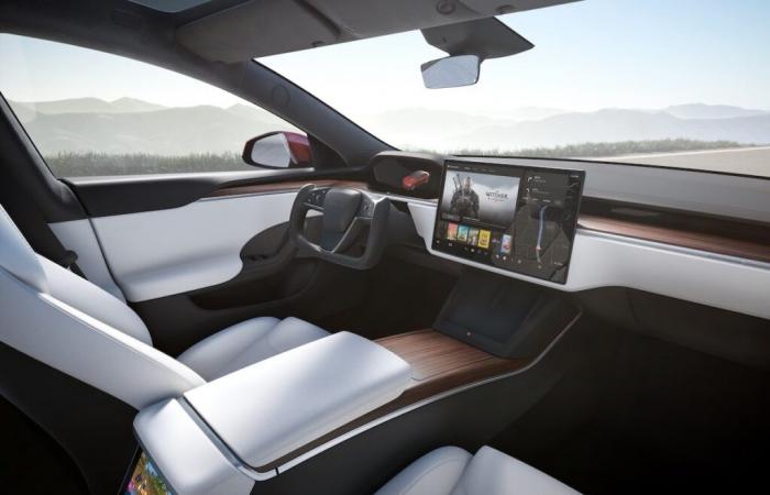 Tesla prepares a spectacular update for Christmas