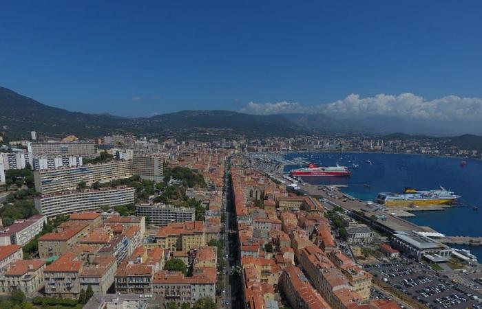 very strong parking restrictions from December 11 to 15 in Ajaccio