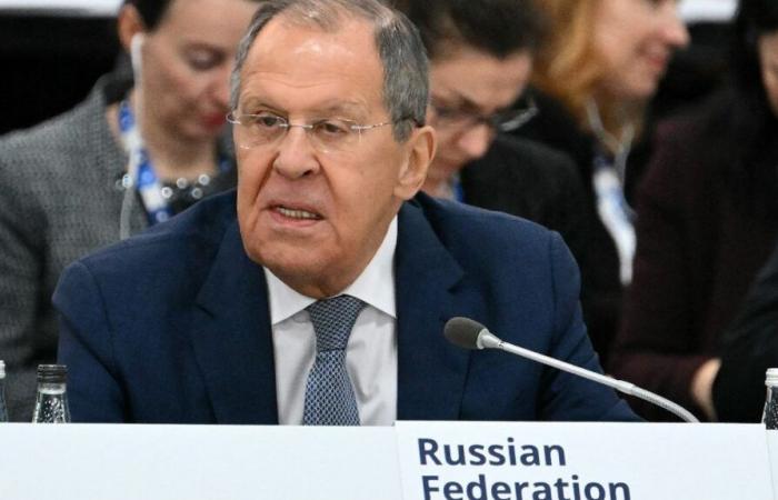 The “cold war” between Moscow and the West risks becoming “hot”, believes the head of Russian diplomacy, Sergei Lavrov