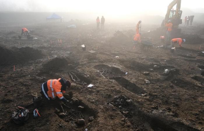 a huge medieval cemetery unearthed in Bourg-Charente