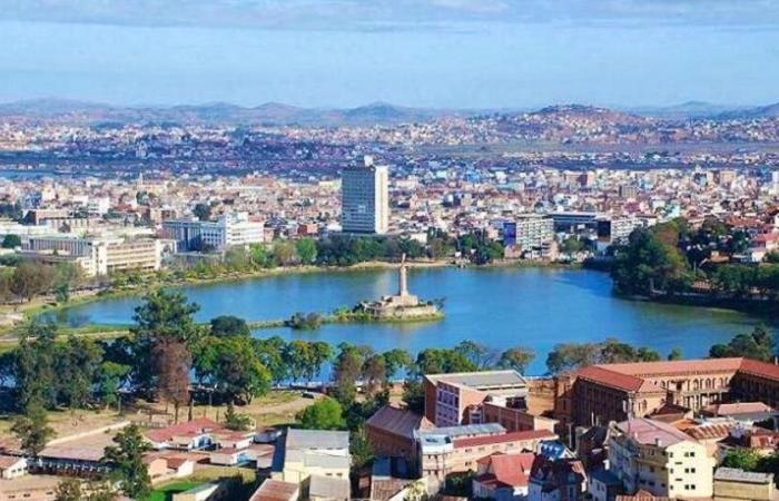 Macabre discovery: Police find the skeleton of a Swiss man in his bed in Madagascar