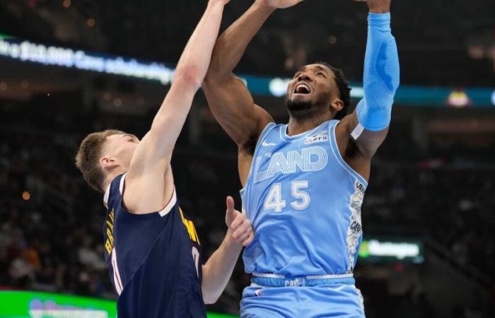 Donovan Mitchell scores 28 as Cavaliers improve to 13-1 at home by beating Jokic and Nuggets 126-114