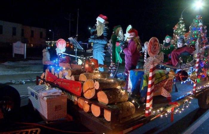 Frédéric Gagnon, the magician of the Sept-Îles Christmas parade