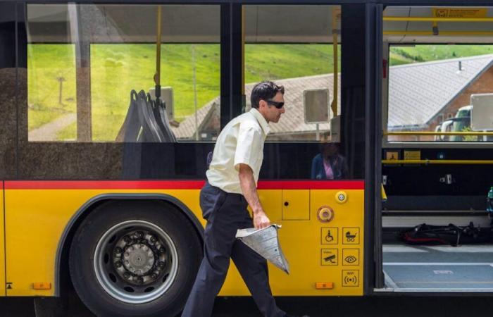 PostBus: we will soon be able to pay by card with drivers