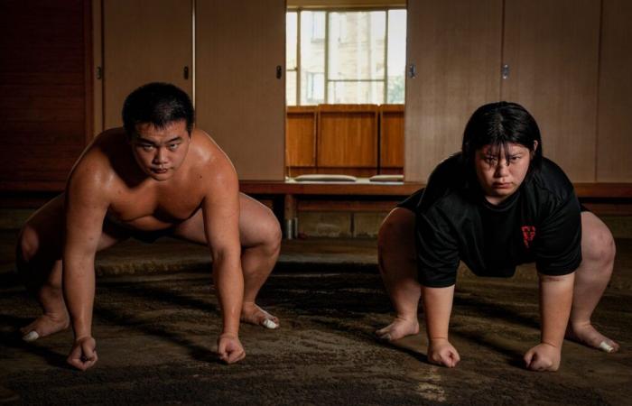 Japanese female wrestlers: the shock of sumo