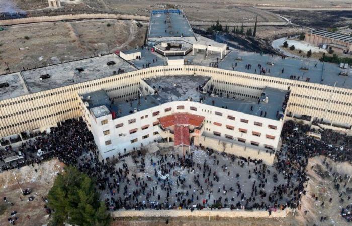 Fall of Bashar Al-Assad in Syria: families search for their loved ones in the liberated Saidnaya prison