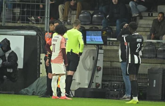 Bamba Dieng should have been sent off according to the arbitration management (Ligue 1)