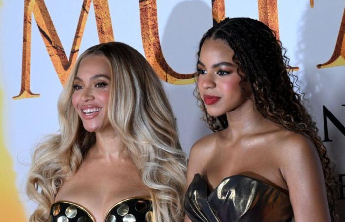 Beyoncé stuns in a structured strapless dress, she shares the red carpet with her daughter Blue Ivy