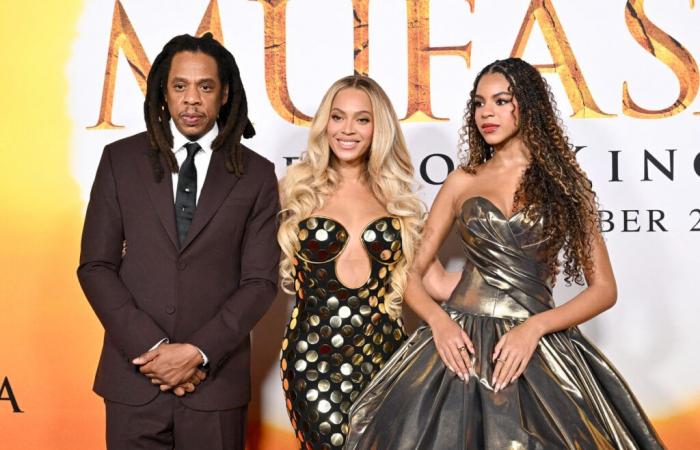 Jay-Z, Beyoncé and Blue Ivy united: sensational outfits and big smiles… Despite the rape allegations, they give the impression (Photos)