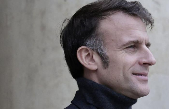 Emmanuel Macron calls for the release of all those arrested