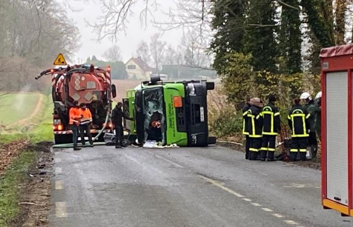 A truck containing 9,000 liters of fuel oil lying on a secondary road: traffic resumes