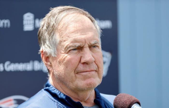 Football/NCAA: Bill Belichick takes charge with North Carolina University